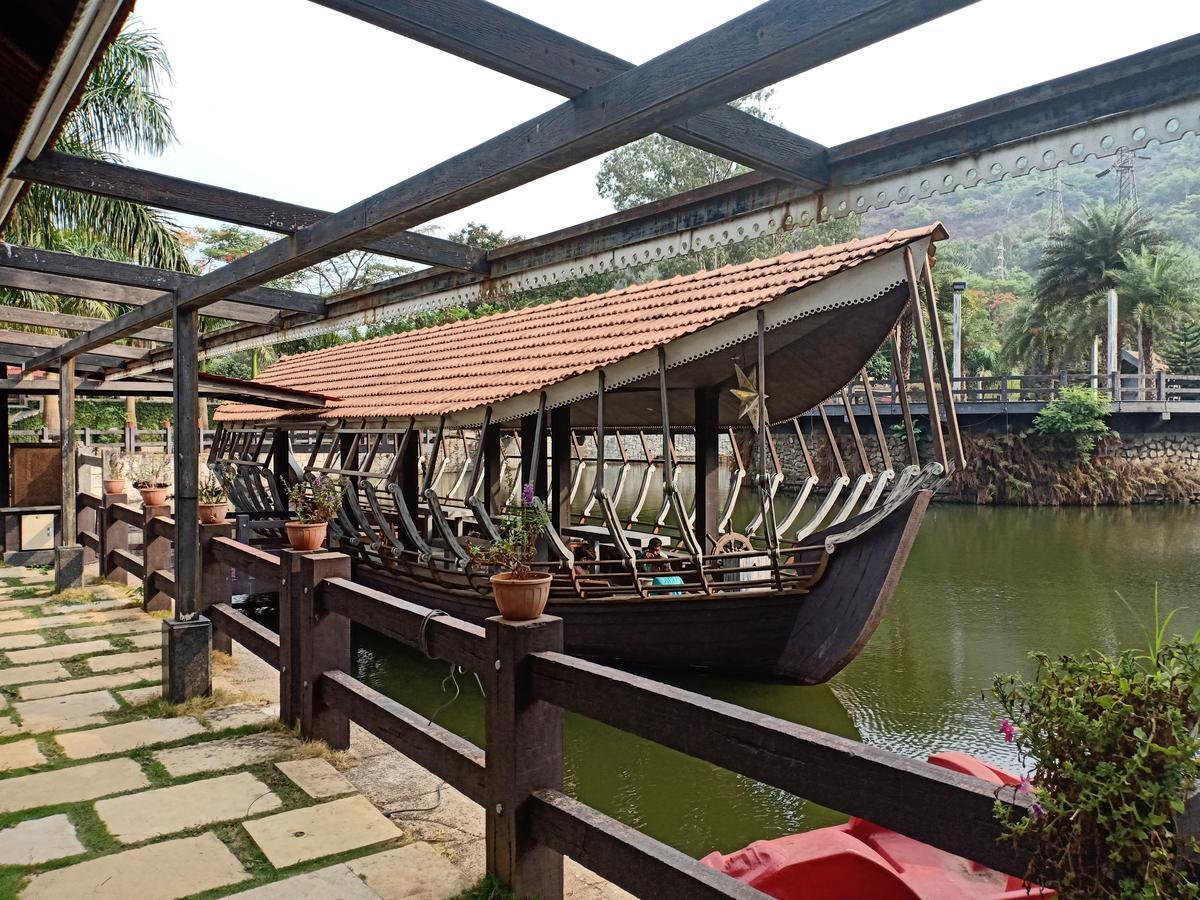 Mystica Resort Lonavala Exteriér fotografie